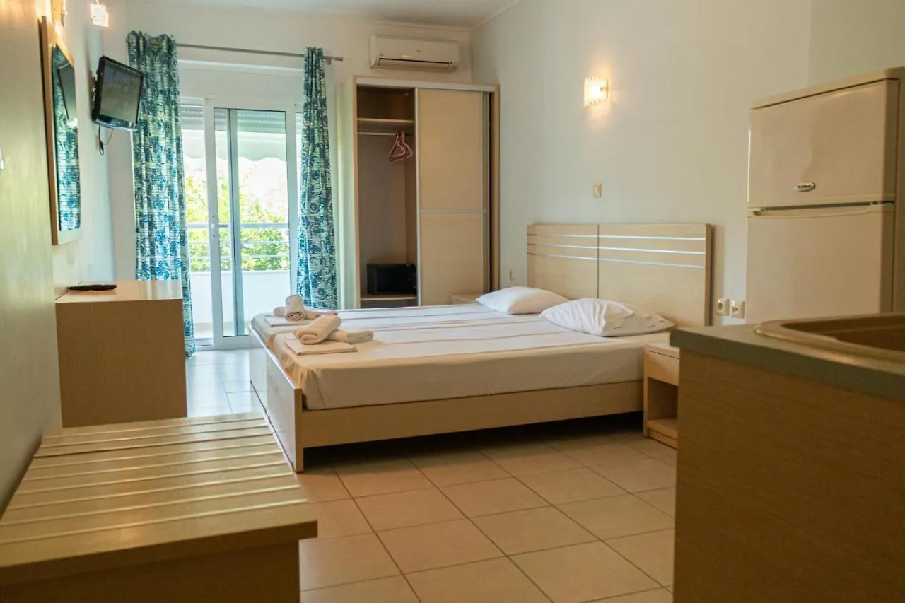 Jj Rooms Apartments Pefkohori